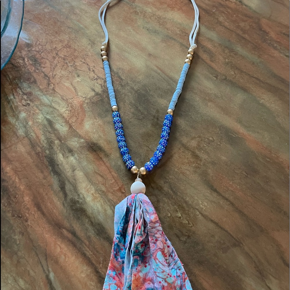 Boutique necklace